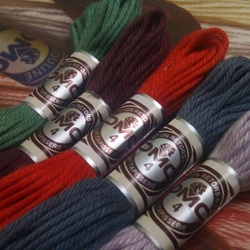 tapestry thread